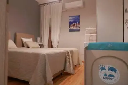 Modern سالونيك
